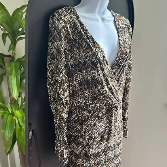 ✨3 for $18 ✨ NWT Elegant Plus-Size Multicolor Ruched Dress - Picture 2 of 6